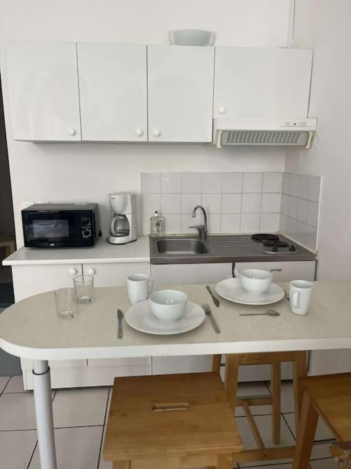 Apartmán Le Monnai Nîmes Exteriér fotografie